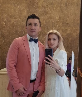Ведущий Денис Пирожков - фото 10