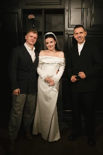 Ведущий Виктор Зуйков - фото 18