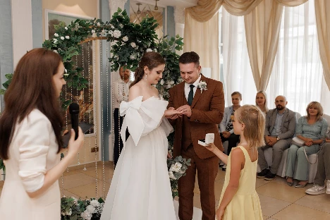 Ведущая Мария Берти - фото 9