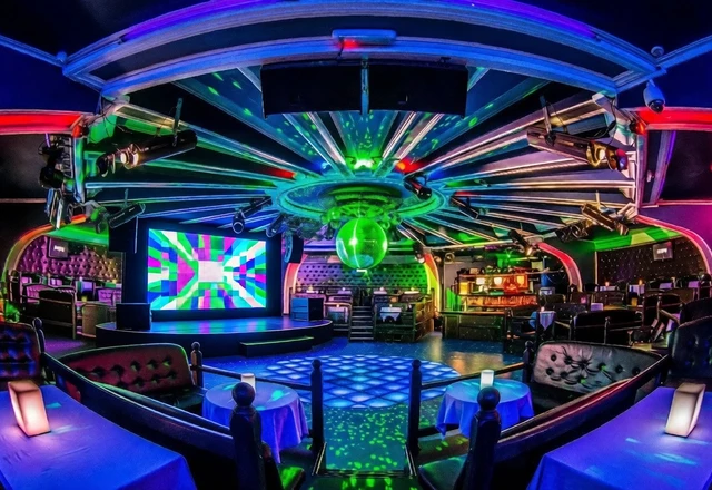 Банкетный комплекс ЛенинГрад / LeninGrad  Ночной клуб