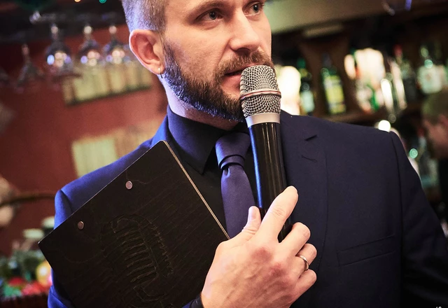 Поющий ведущий Николай Сиденко - слайд 9