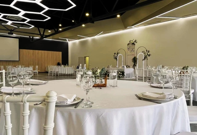 ГОУПарк Отель / GOPark Hotel  SALON (450 м2) - фото 6