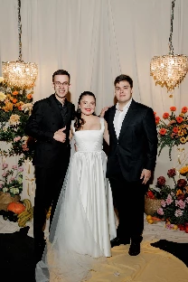 Ведущий Алексей Емельянов - фото 7