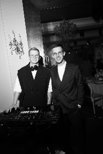 Ведущий Алексей Емельянов - фото 5