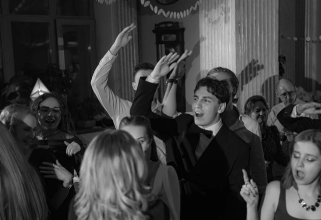 Ведущий Алексей Емельянов | Оля х Ефим - фото 117