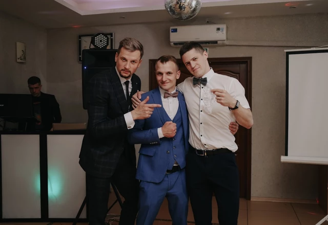 Поющий ведущий и шоумен Андрей Тар - слайд 7
