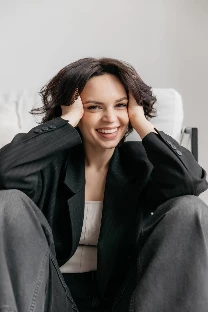 Ведущая Вера Стоич  - фото 3