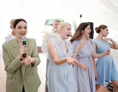 Ведущая Вера Стоич  - фото 8