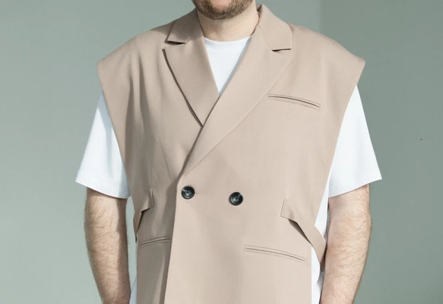 Ведущий Алексей Котов - фото 4