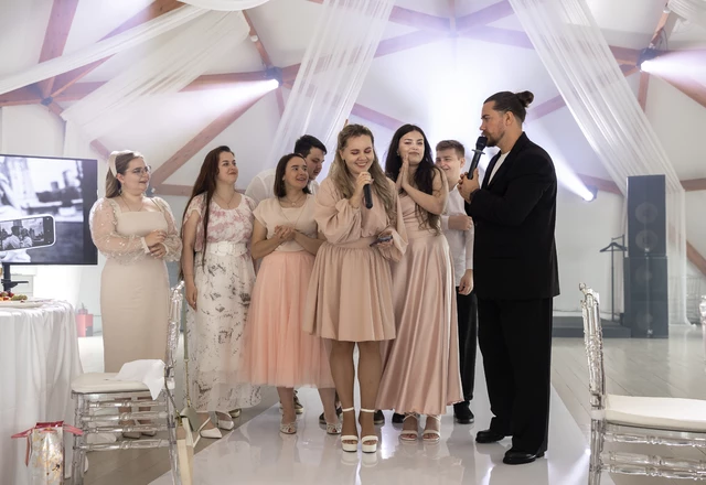  Ведущий Андрей Кирнос  - фото 2