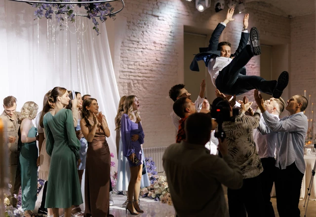 Ведущий Вячеслав Маркин - слайд 7