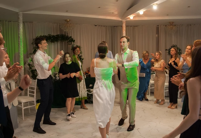 Ведущий Максим Арутюнов - слайд 20