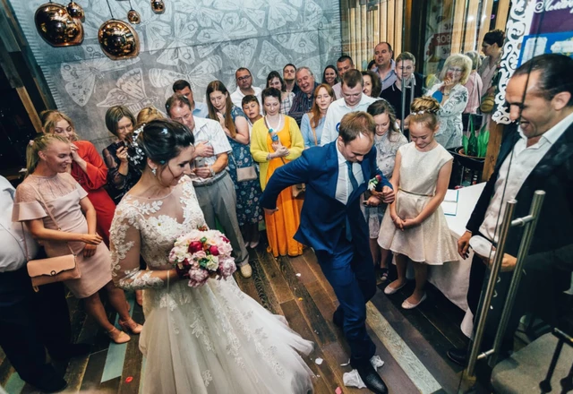 Ведущий Игорь Осипов - слайд 20