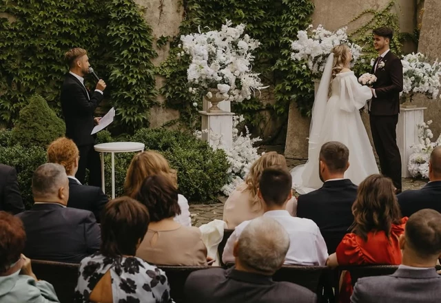 Ведущий Сергей Лапковский - слайд 3