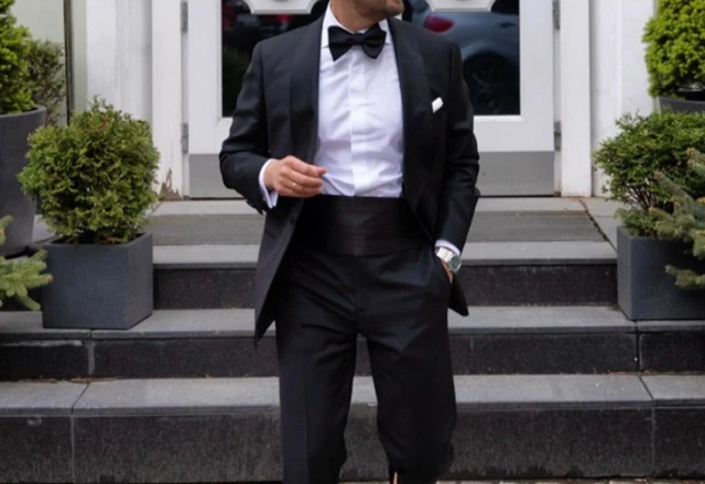 Ведущий Сергей Лапковский - слайд 11