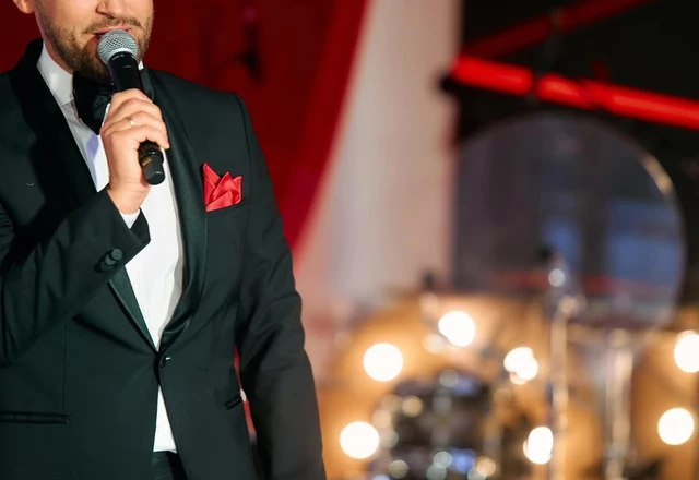 Ведущий Сергей Лапковский - слайд 5