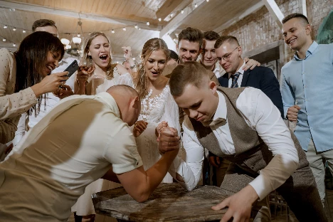 Ведущий Наиль Алиев - фото 14