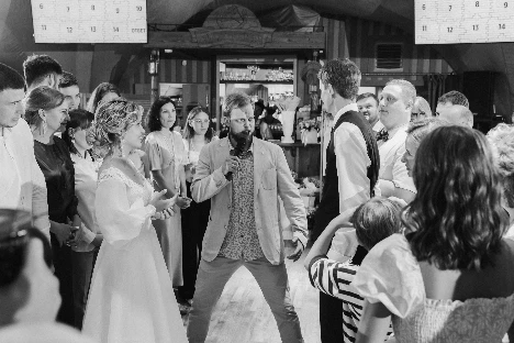 Ведущий Артём Яковлев - фото 9