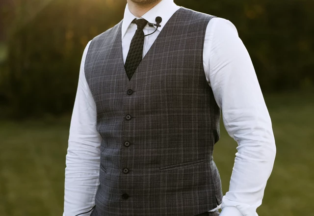 Ведущий Артём Яковлев - слайд 5