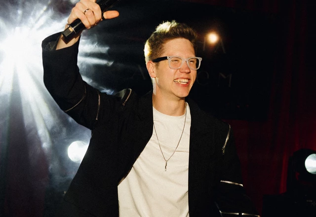 Ведущий Макс Терещенко | Свадьба 'Вся жизнь Театр' - фото 44