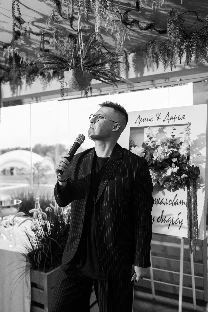 Ведущий Роман Гришин - фото 4