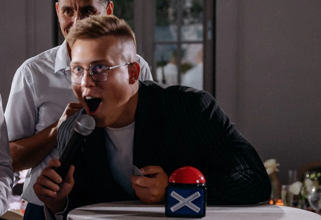 Ведущий Роман Гришин | Алексей и Валерия - фото 258