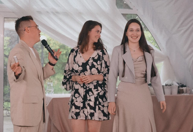 Ведущий Роман Гришин | Кирилл и Александра - фото 221