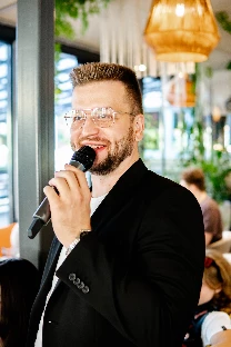 Ведущий Воронов Евгений - фото 7