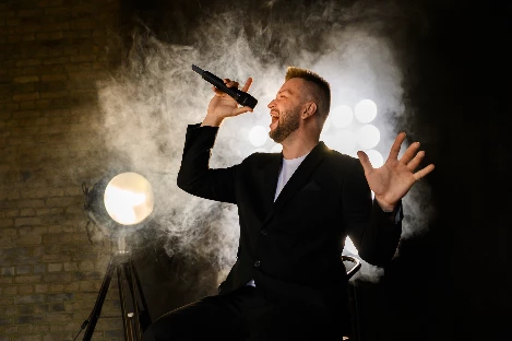 Ведущий Воронов Евгений - фото 5