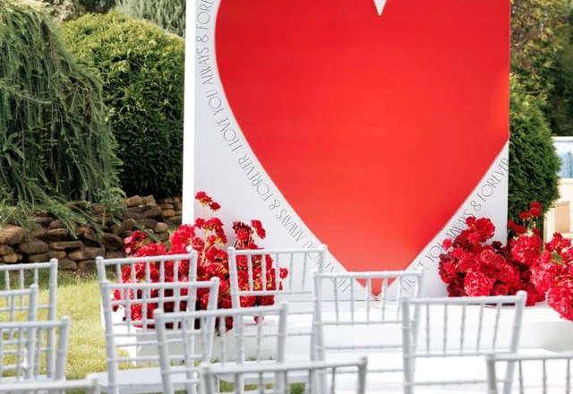 Четыре линии | Красно-белая свадьба - фото 129