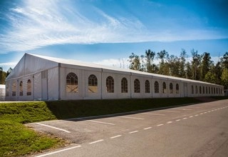 Загородный клуб Айвенго Шатёр ресторана «Замок Айвенго» - фото 8