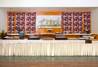 АРТ Отель / ART Hotel Ресторан «Гарден» - фото 10