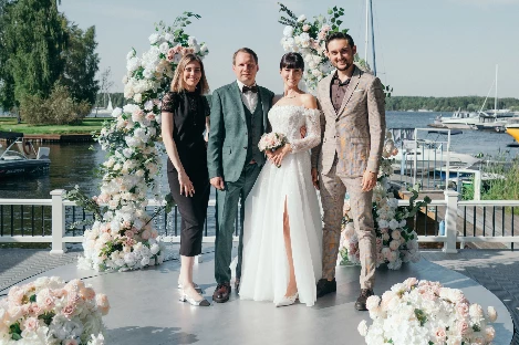 Ведущий Рейн Альбрехт - фото 15