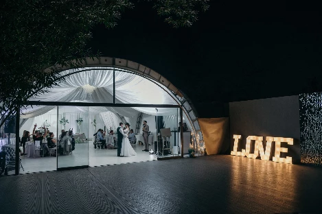 Ведущий Рейн Альбрехт - фото 20