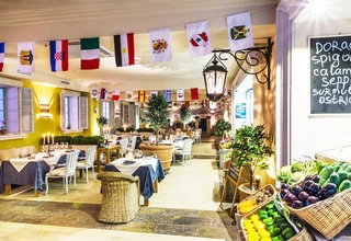 Ресторан La Taverna / Ла Таверна Основной зал - фото 7