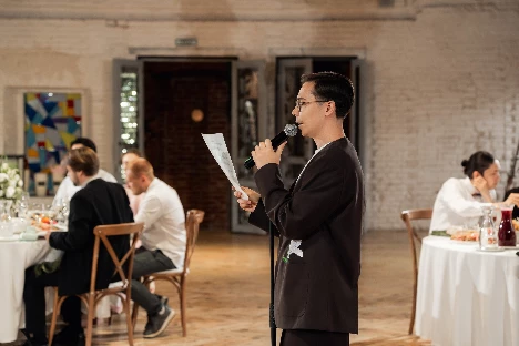 Ведущий Антон Ибрагимов - фото 11