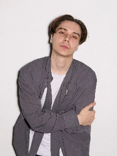 Ведущий Антон Ибрагимов - фото 16