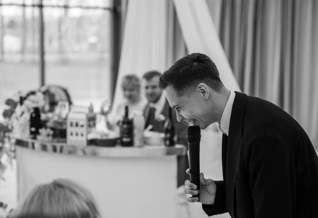 Ведущий Антон Ибрагимов - слайд 16