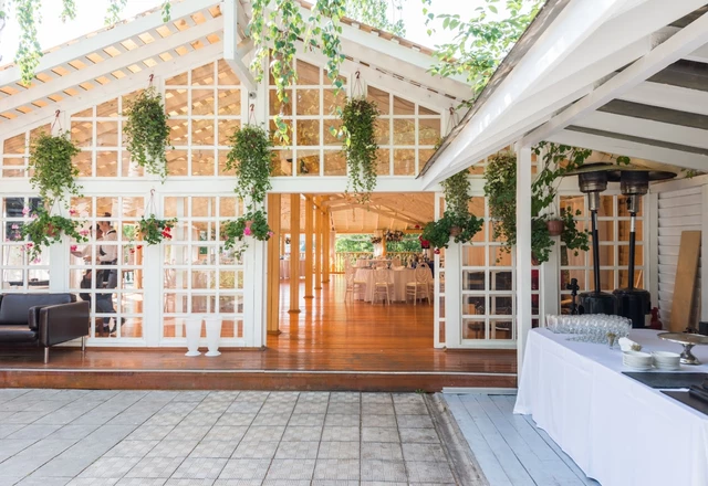 Ресторан Мореман в яхт-клубе Аврора Малая веранда  - фото 2