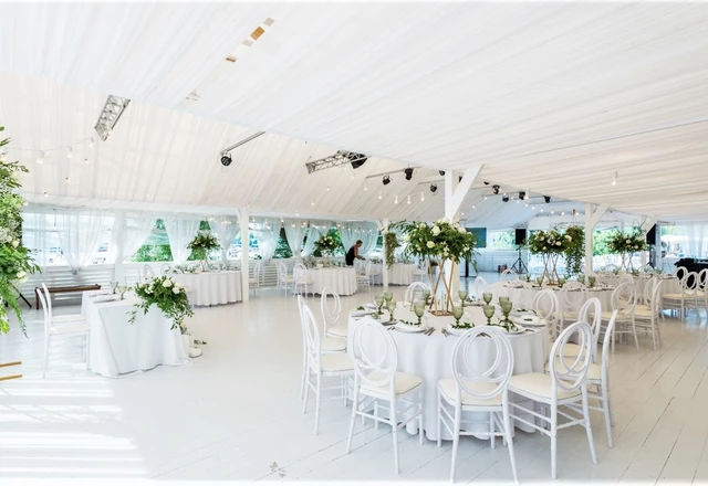 Ресторан Мореман в яхт-клубе Аврора Большая веранда  - фото 3