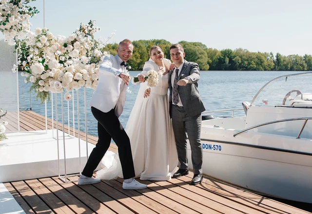 Искренний и позитивный ведущий Виталий Мочалов | Женя & Яна - фото 76