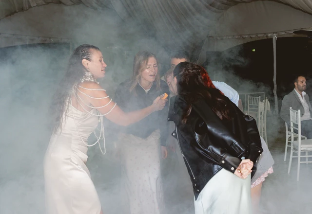 Ведущая Анна Леонович - фото 4