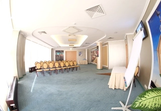 Загородный отель LES Art Resort / ЛЕС Арт Резорт Арт-кафе «Дали»  - фото 5