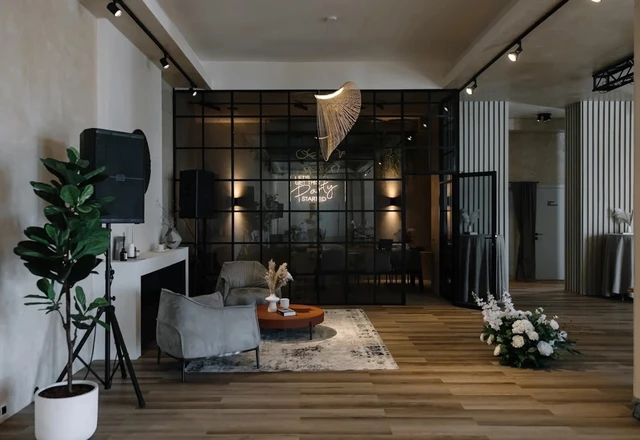 Банкетные залы Amand Hall / Аманд Холл Зал URBAN с отдельным входом и lounge-зоной - фото 15