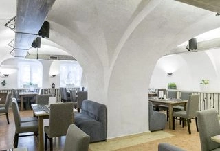 Особняк на Кожевнической Кафе Вино и Сыр (первый этаж) - фото 13