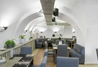 Особняк на Кожевнической Кафе Вино и Сыр (первый этаж) - фото 11