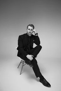 Ведущий Данил Сила - фото 8