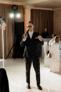 Ведущий Данил Сила - фото 18