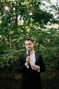 Ведущий Данил Сила - фото 12