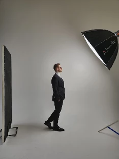 Ведущий Данил Сила - фото 17